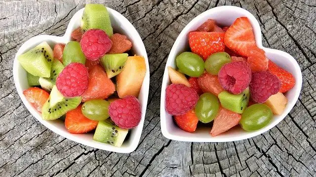 How to Dehydrate Fruit: Apples, Strawberries, Bananas and More!