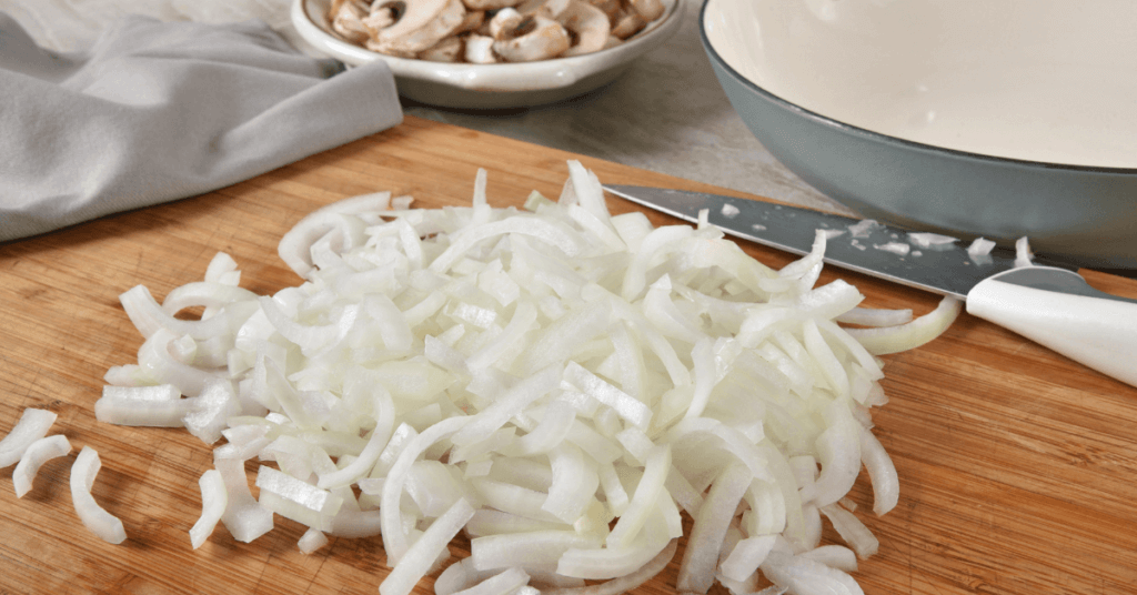 This pile of chopped onions can be stored and preserved without a refrigerator.