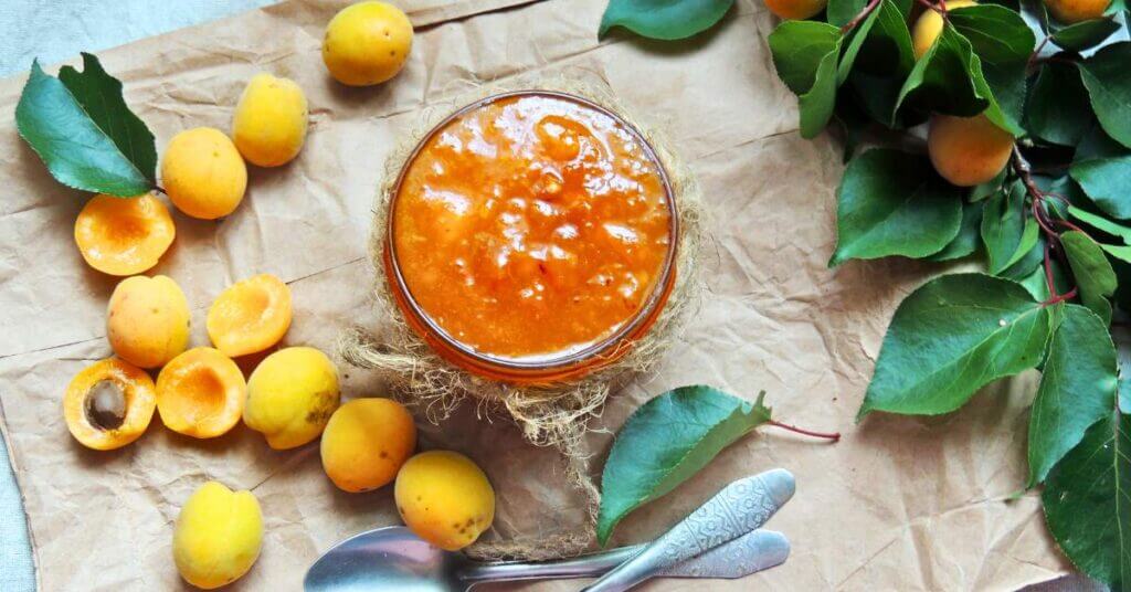 homemade apricot jam