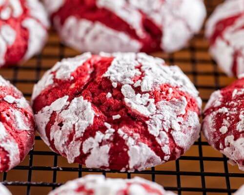red-velvet-christmas-crinkle-cookies