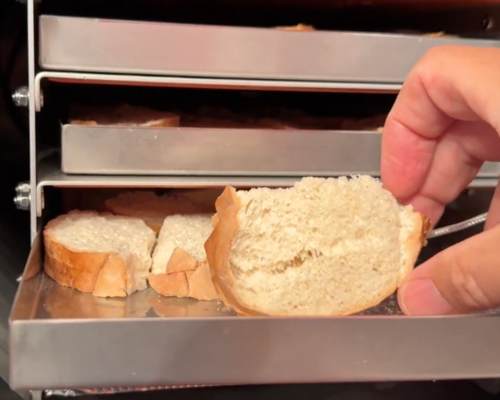 bread-run-in-freeze-dryer