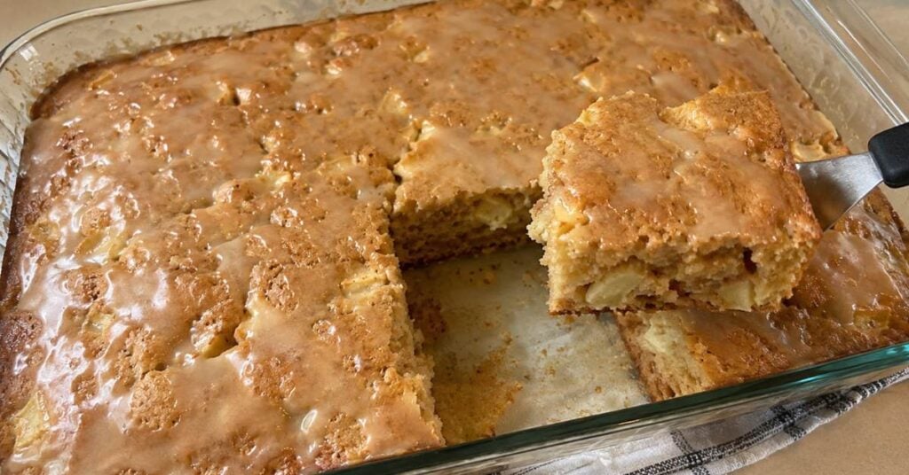 grandmas-apple-cake