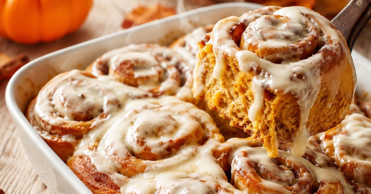Brown Butter Pumpkin Cinnamon Rolls